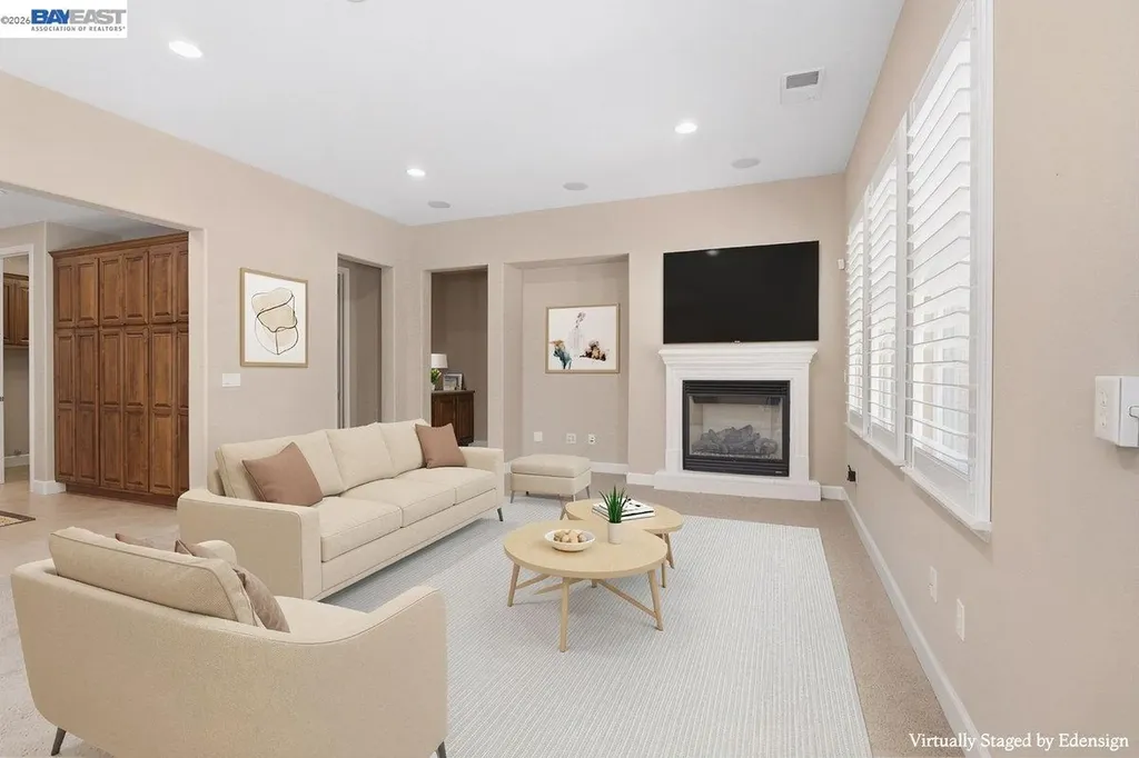 2560 Calabria Court Dublin CA 94568