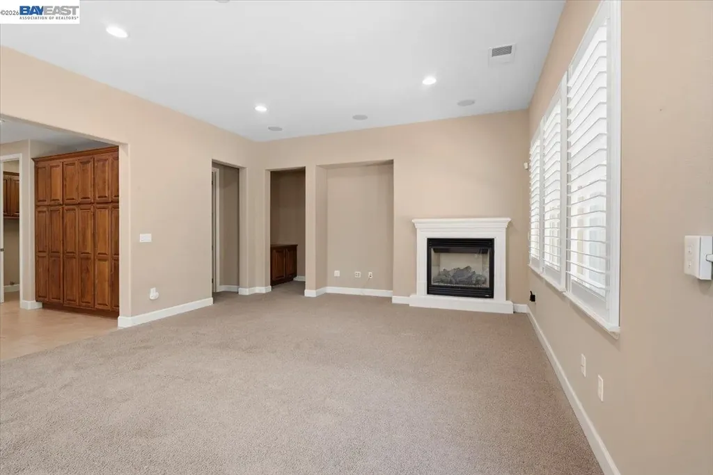 2560 Calabria Court Dublin CA 94568