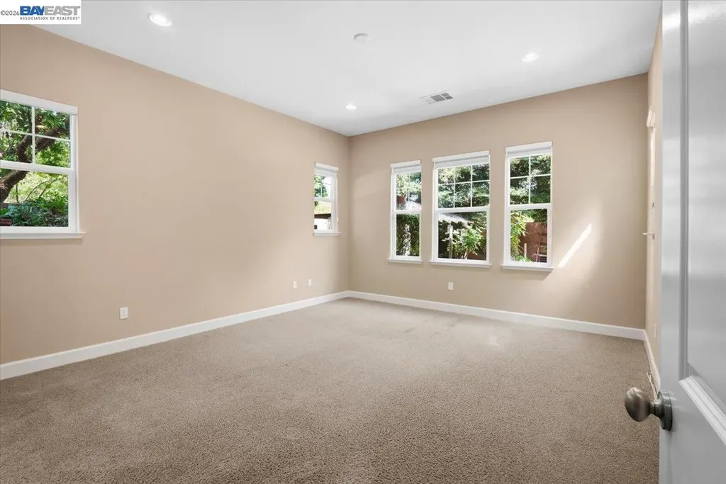 2560 Calabria Court Dublin CA 94568