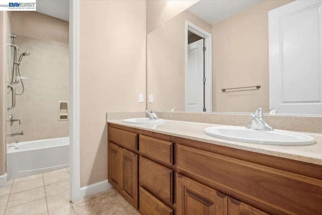 2560 Calabria Court Dublin CA 94568