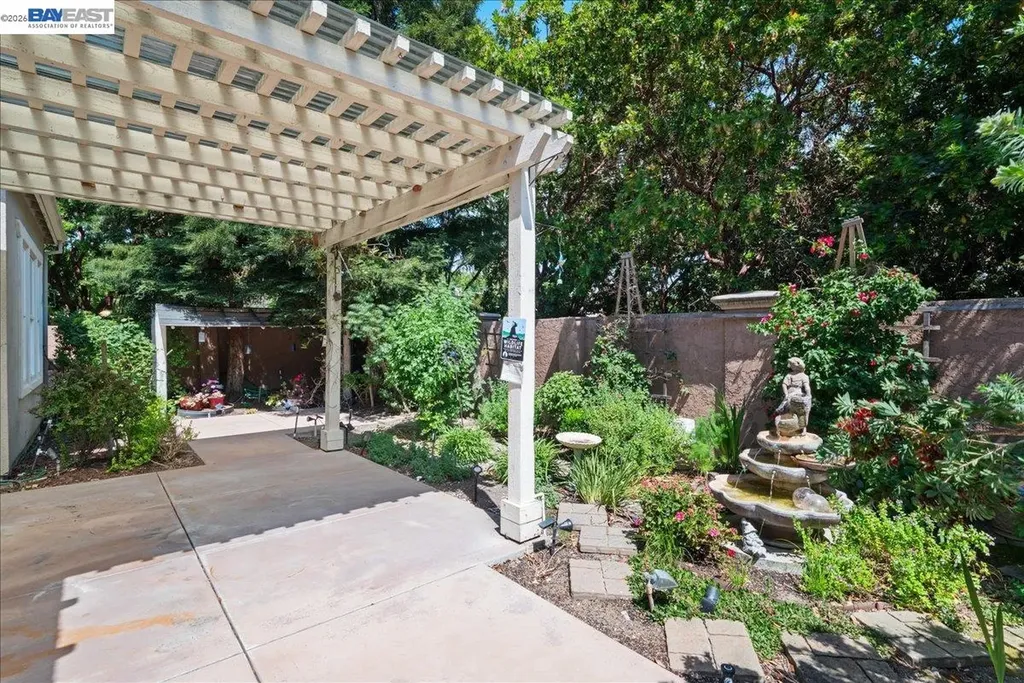 2560 Calabria Court Dublin CA 94568