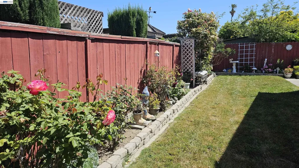1949 Via Lacqua San Lorenzo CA 94580