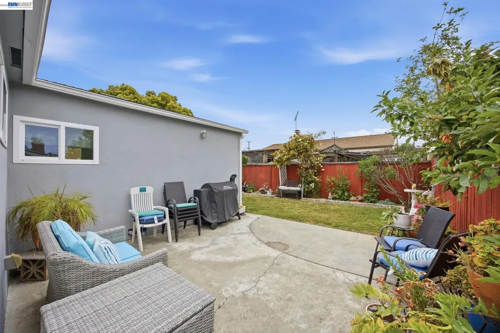 1949 Via Lacqua San Lorenzo CA 94580