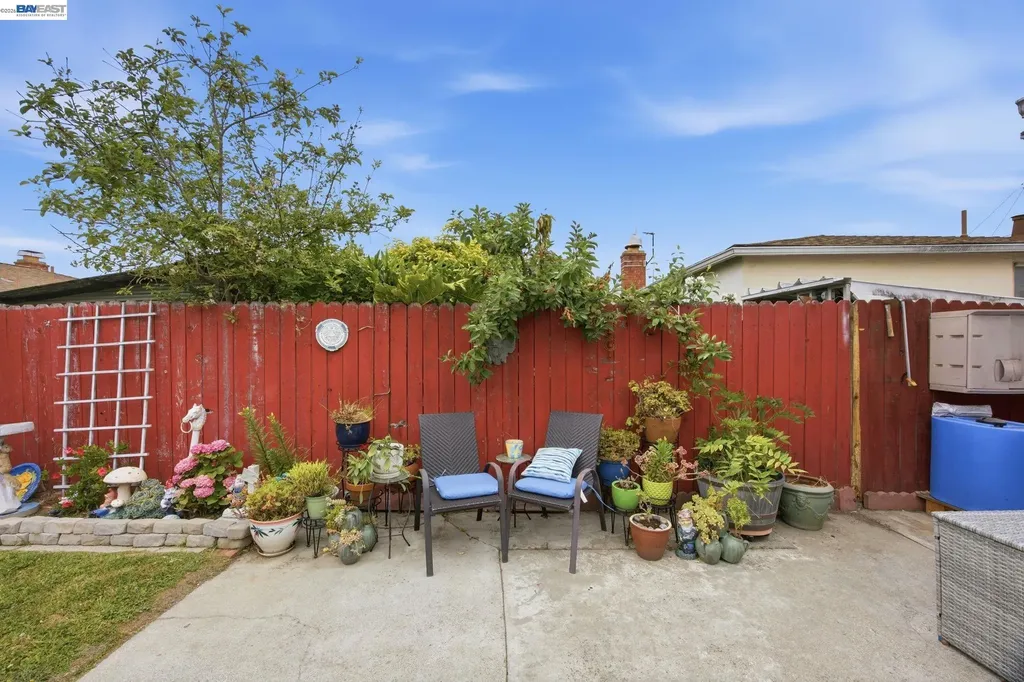 1949 Via Lacqua San Lorenzo CA 94580