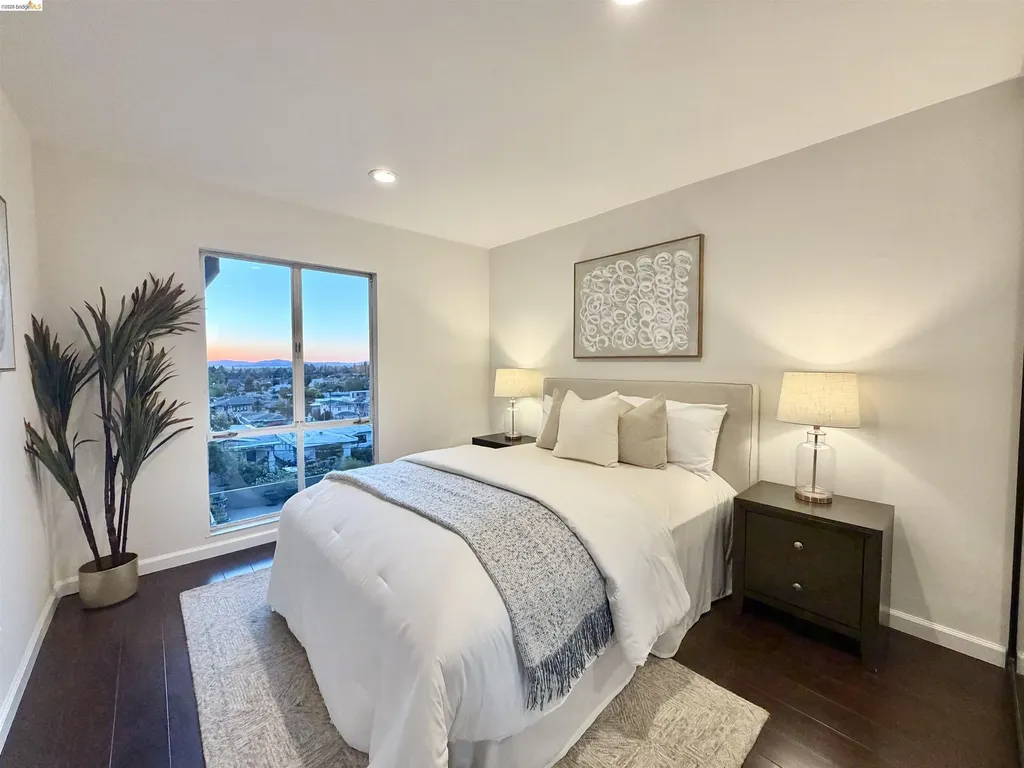 5340 Broadway Terrace Oakland CA 94618