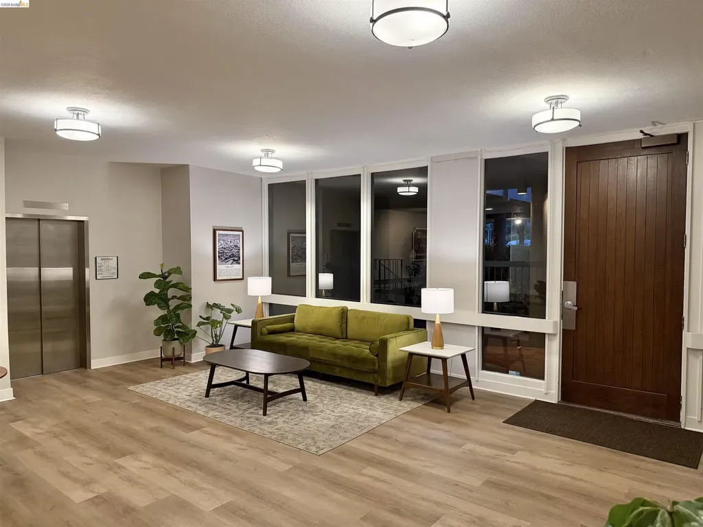 5340 Broadway Terrace Oakland CA 94618