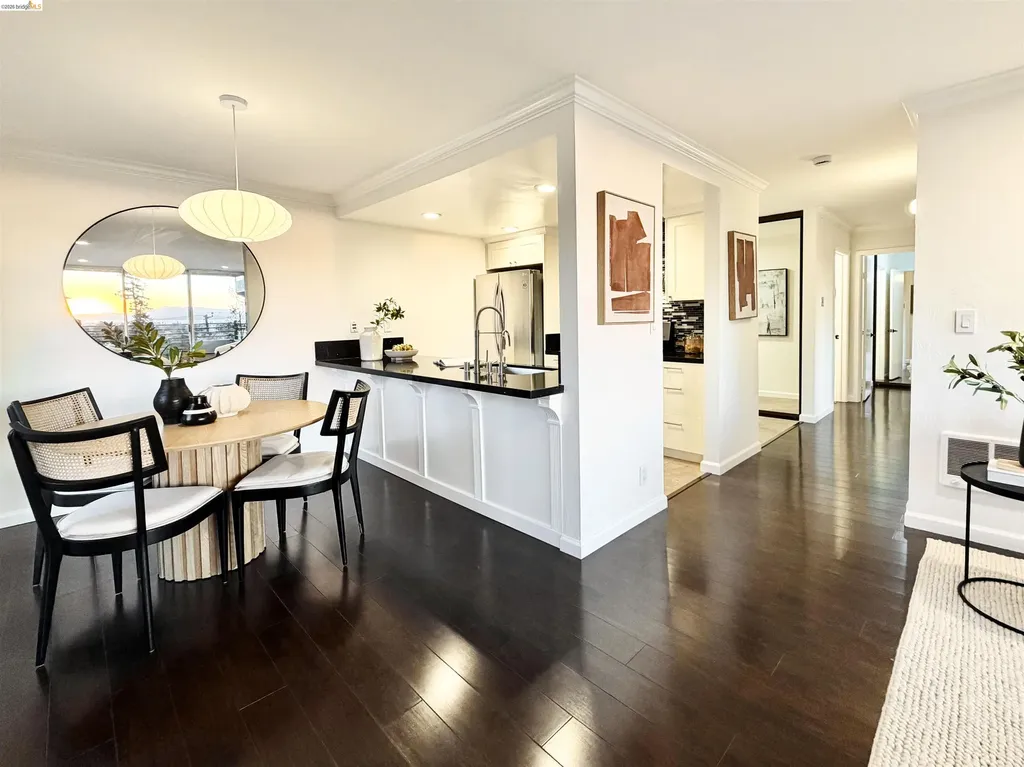 5340 Broadway Terrace Oakland CA 94618