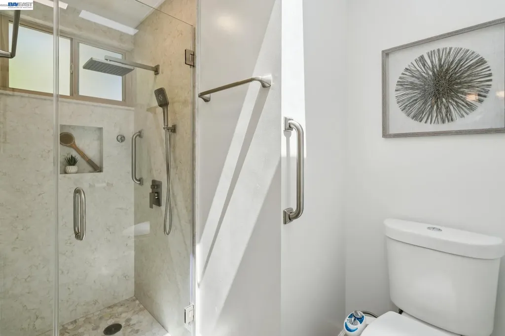 5314 Crown Court Castro Valley CA 94552