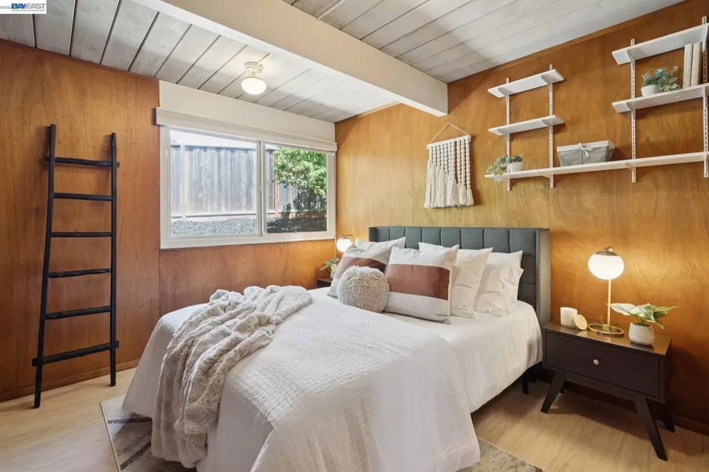 5314 Crown Court Castro Valley CA 94552