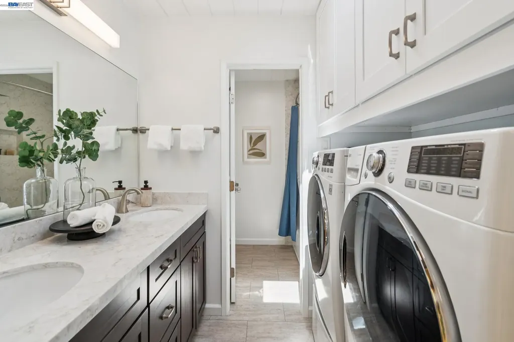 5314 Crown Court Castro Valley CA 94552