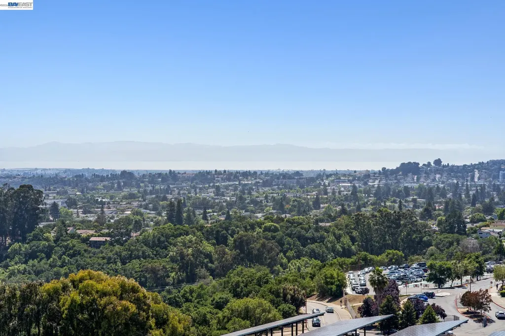 5314 Crown Court Castro Valley CA 94552