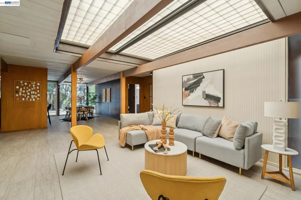 5314 Crown Court Castro Valley CA 94552