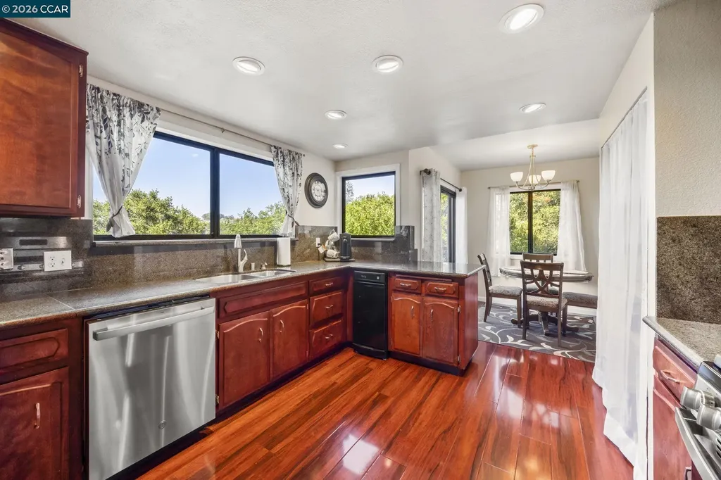 27468 Hayward Boulevard Hayward CA 94542