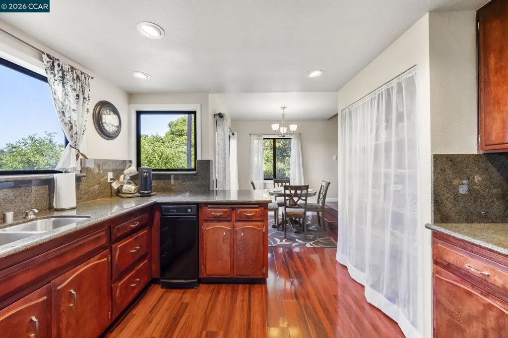 27468 Hayward Boulevard Hayward CA 94542