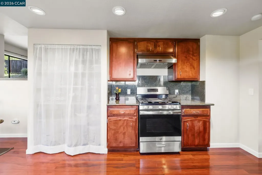 27468 Hayward Boulevard Hayward CA 94542