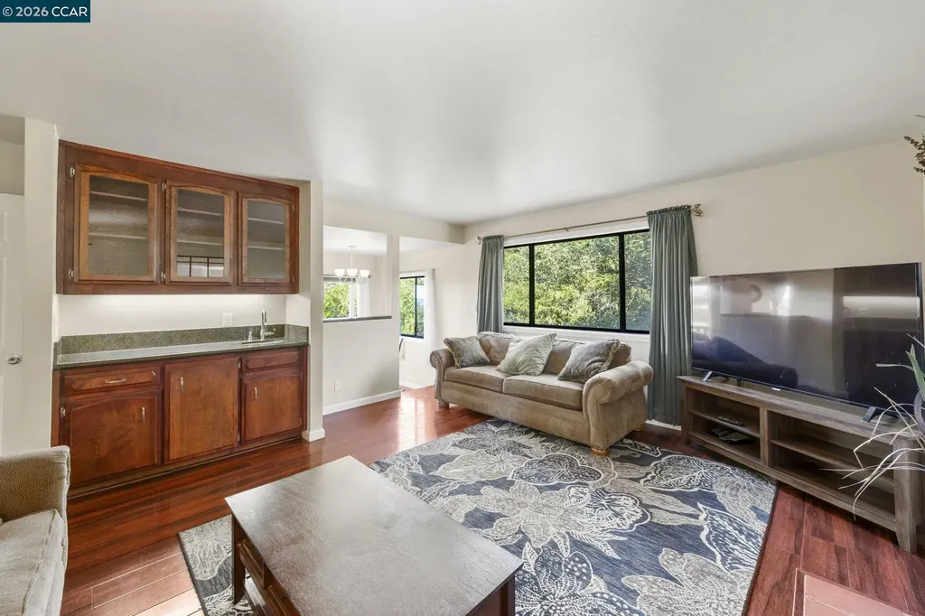 27468 Hayward Boulevard Hayward CA 94542