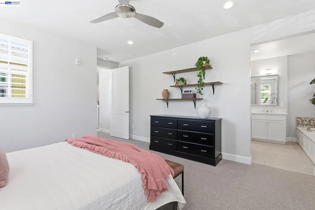 198 Teasel Common Livermore CA 94551