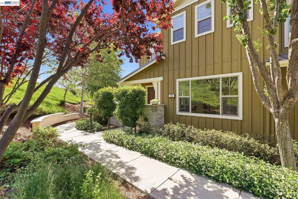 198 Teasel Common Livermore CA 94551