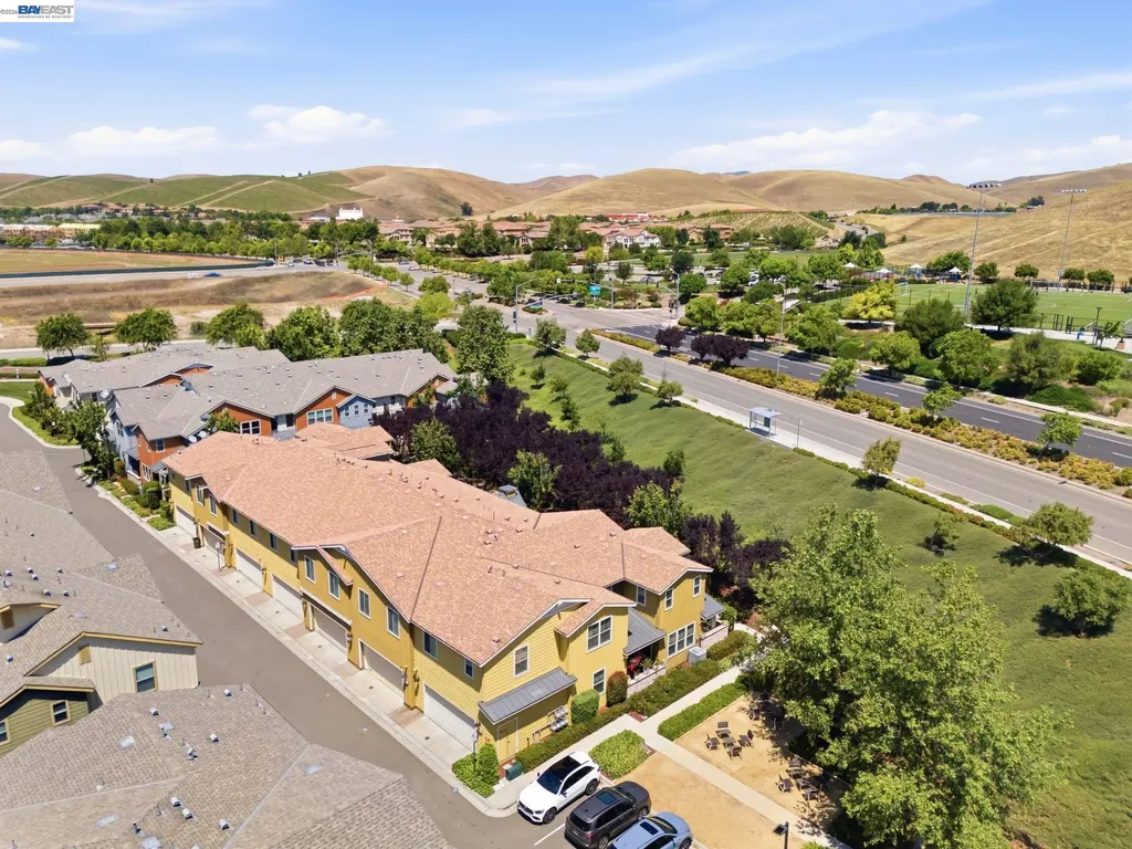 198 Teasel Common Livermore CA 94551