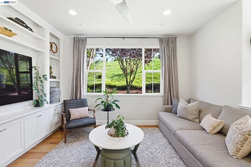 198 Teasel Common Livermore CA 94551