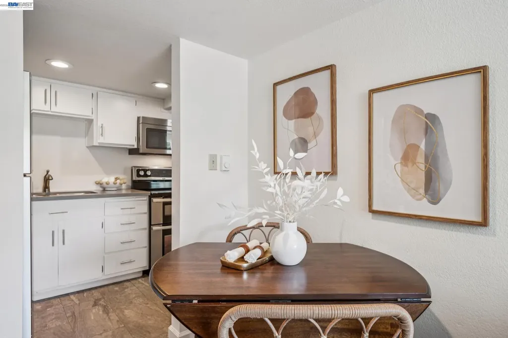 520 Abbie Street Pleasanton CA 94566