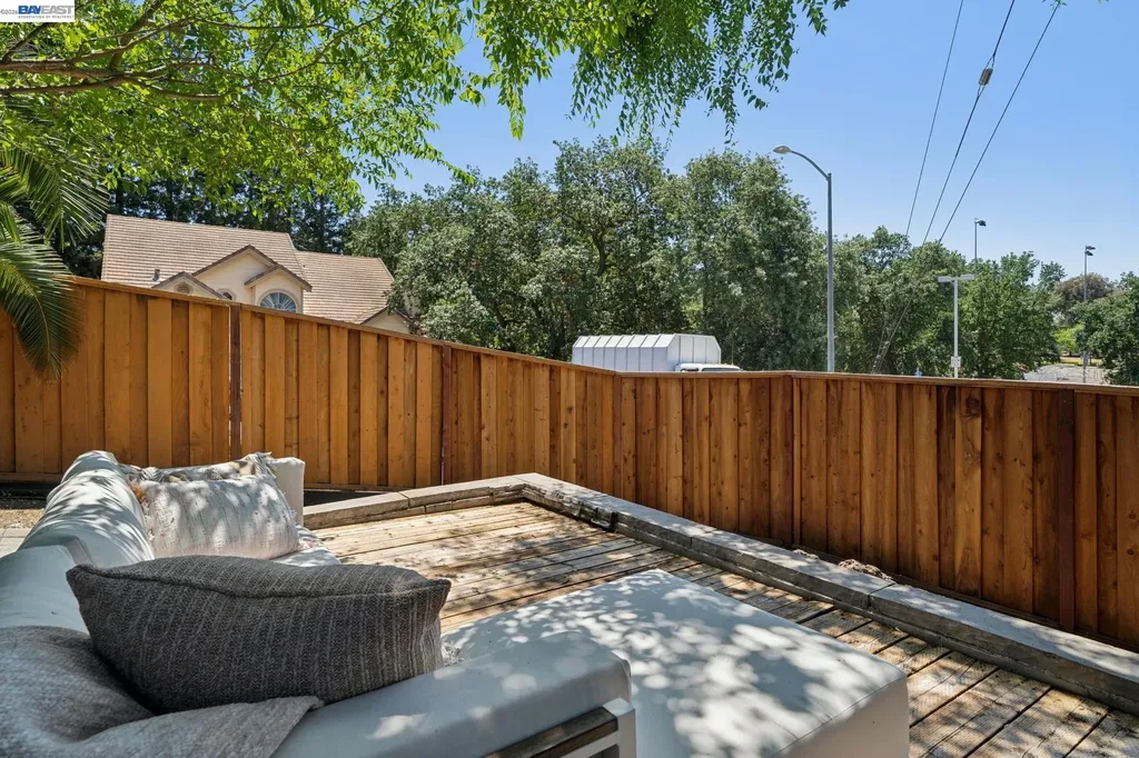 520 Abbie Street Pleasanton CA 94566