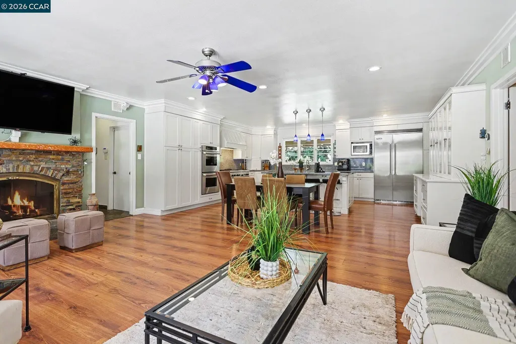 25 Amberwood Lane Walnut Creek CA 94598