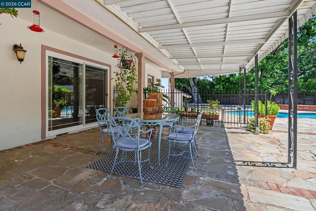 25 Amberwood Lane Walnut Creek CA 94598