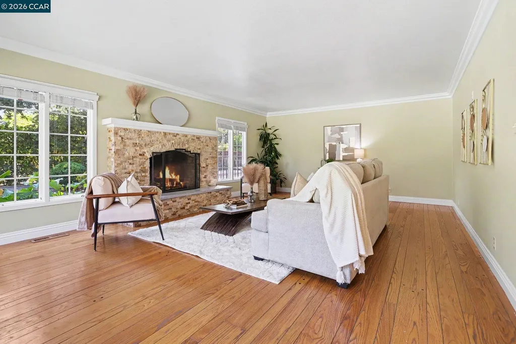25 Amberwood Lane Walnut Creek CA 94598