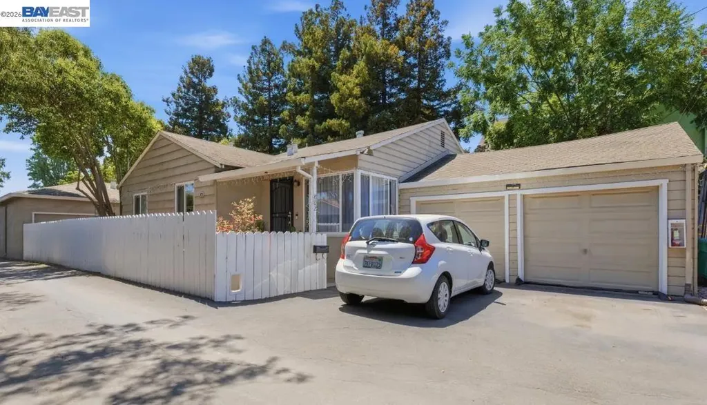 882 Tennyson Road Hayward CA 94544
