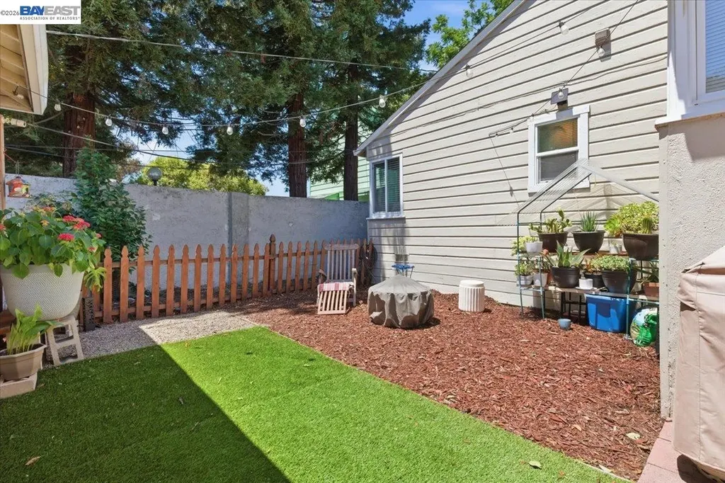 882 Tennyson Road Hayward CA 94544