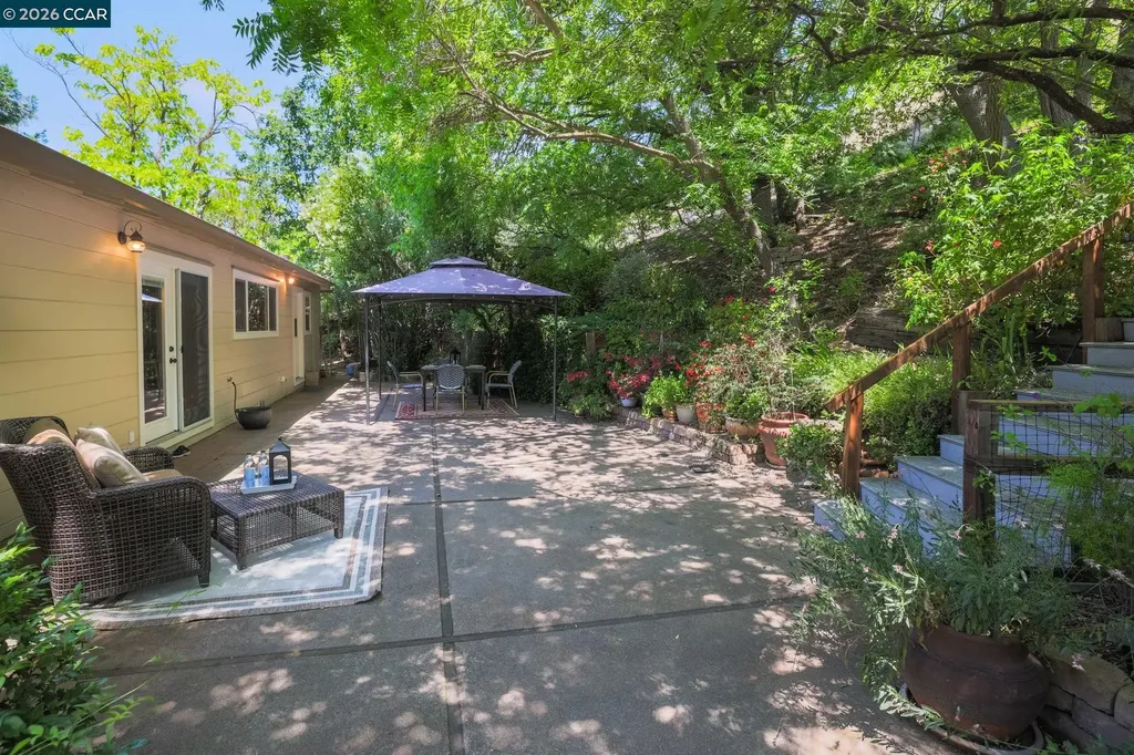 205 Summit Road Walnut Creek CA 94598