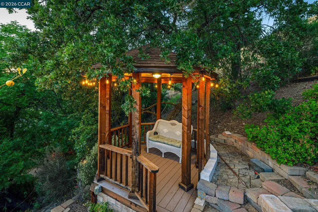 205 Summit Road Walnut Creek CA 94598