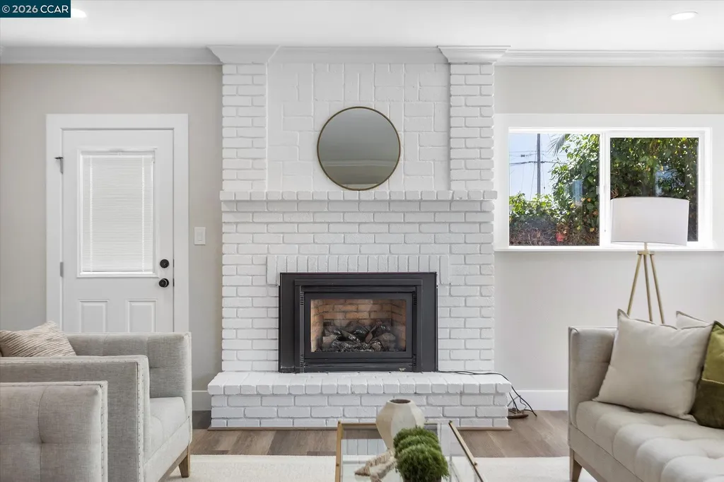 1784 Via Natal San Lorenzo CA 94580