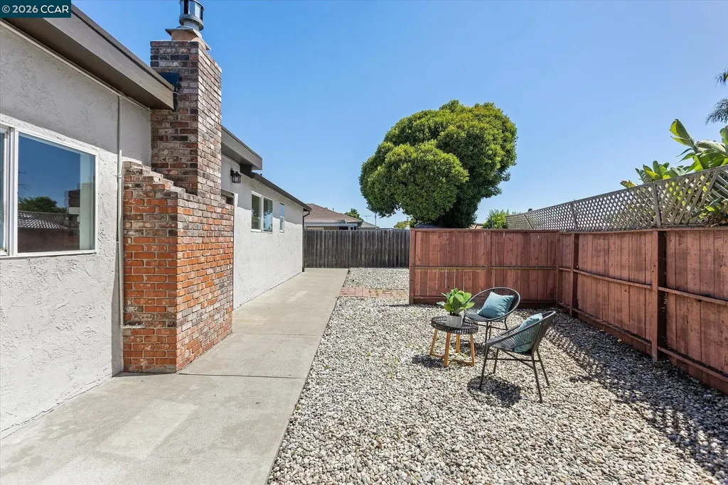 1784 Via Natal San Lorenzo CA 94580
