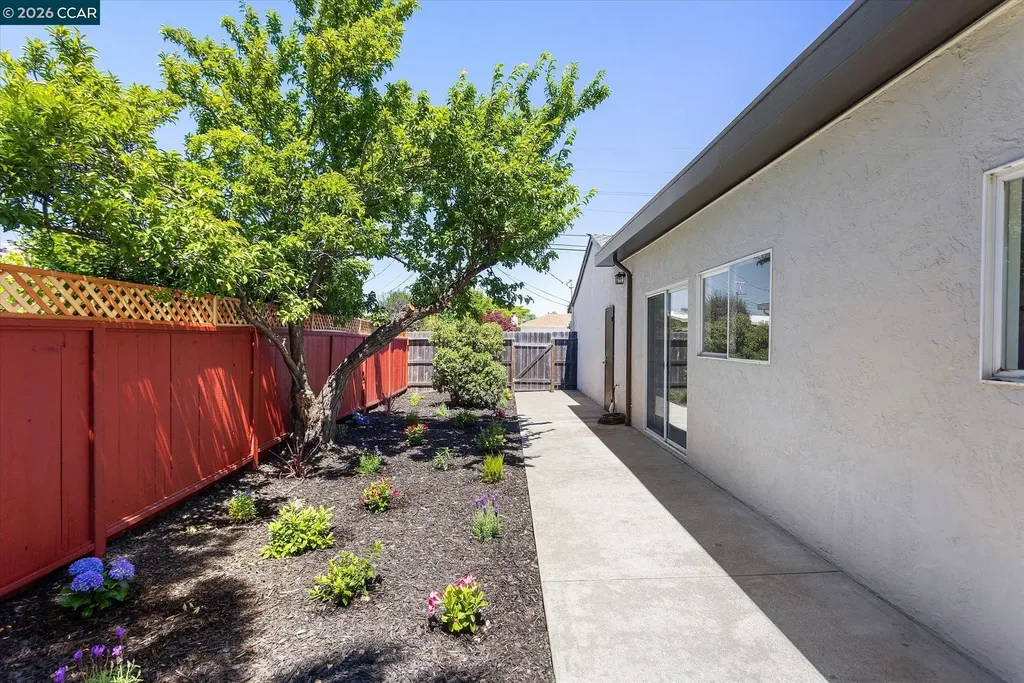 1784 Via Natal San Lorenzo CA 94580