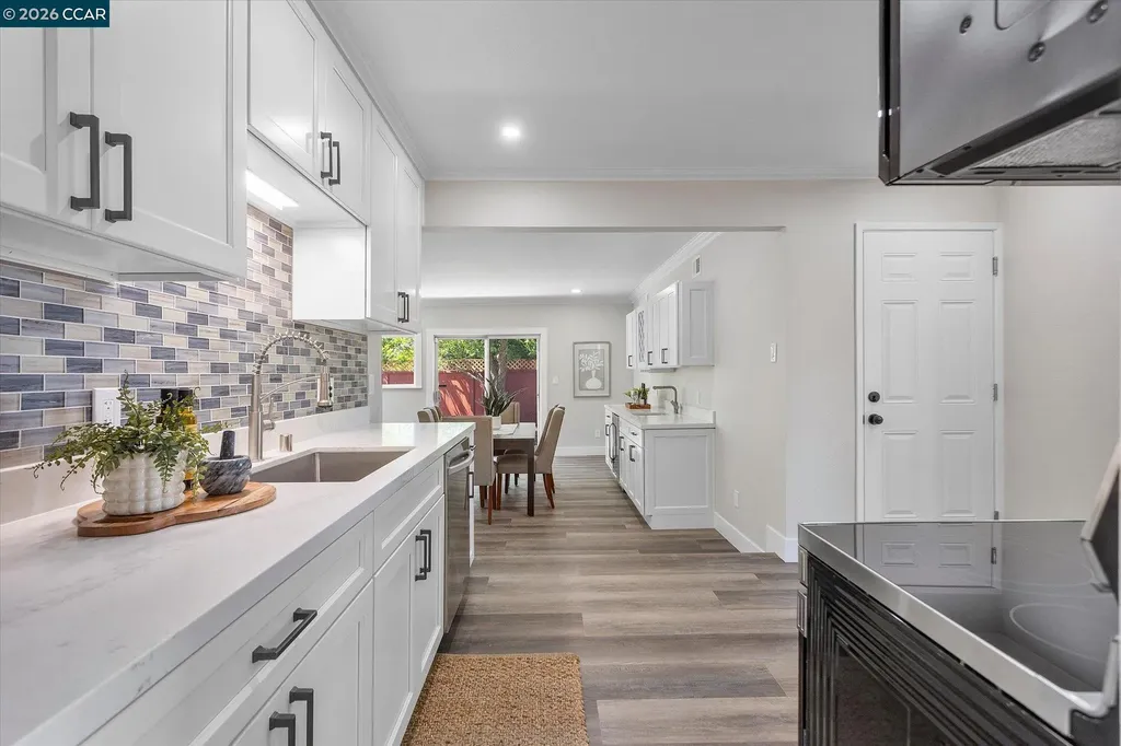 1784 Via Natal San Lorenzo CA 94580