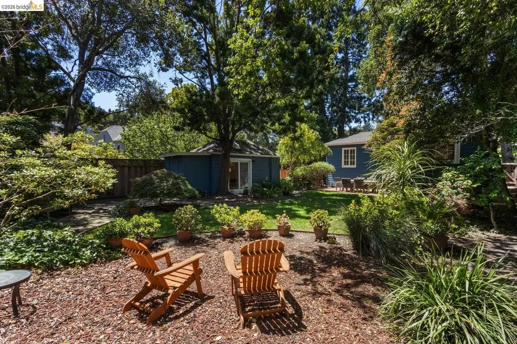 859 Sunnyhills Road Oakland CA 94610