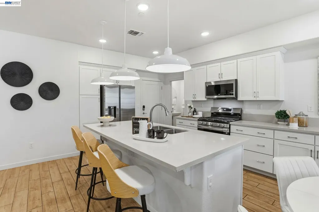 37630 Breakers Road Newark CA 94560