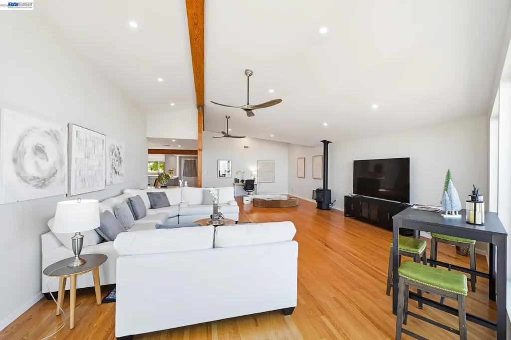 2071 Cypress Avenue San Pablo CA 94806