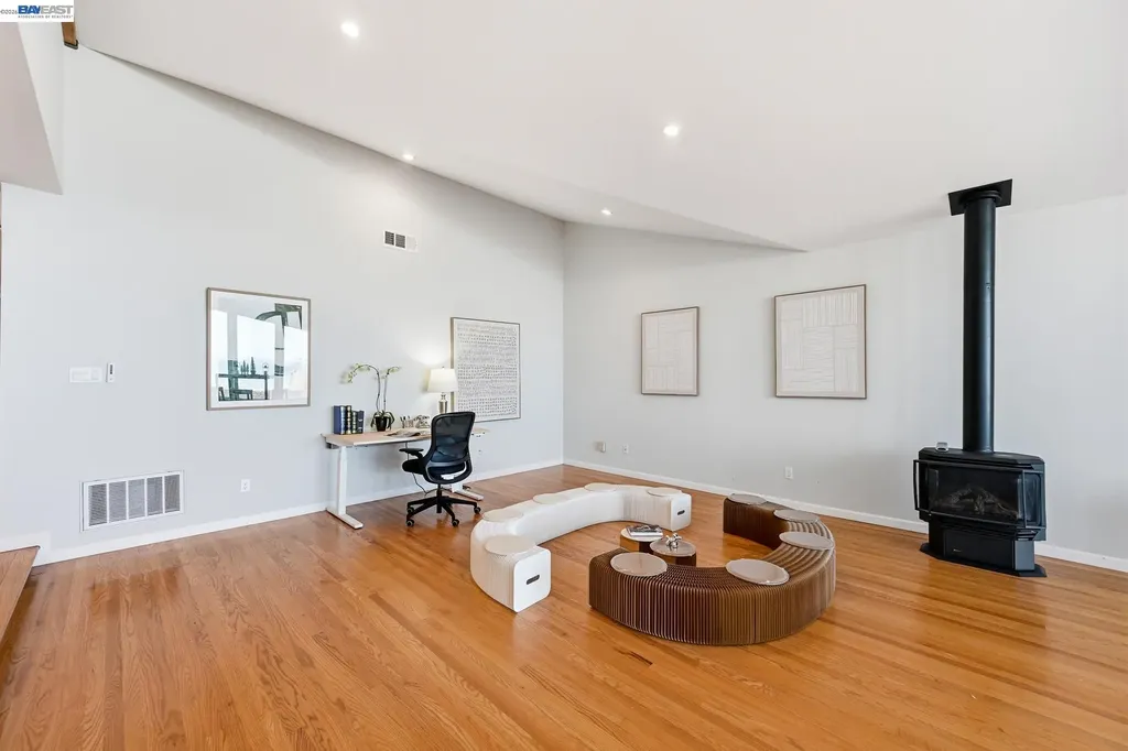 2071 Cypress Avenue San Pablo CA 94806
