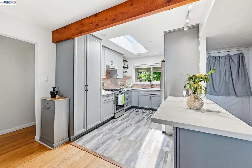 2071 Cypress Avenue San Pablo CA 94806