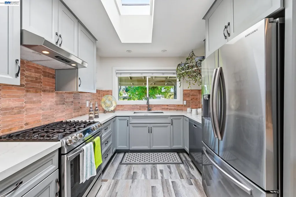 2071 Cypress Avenue San Pablo CA 94806