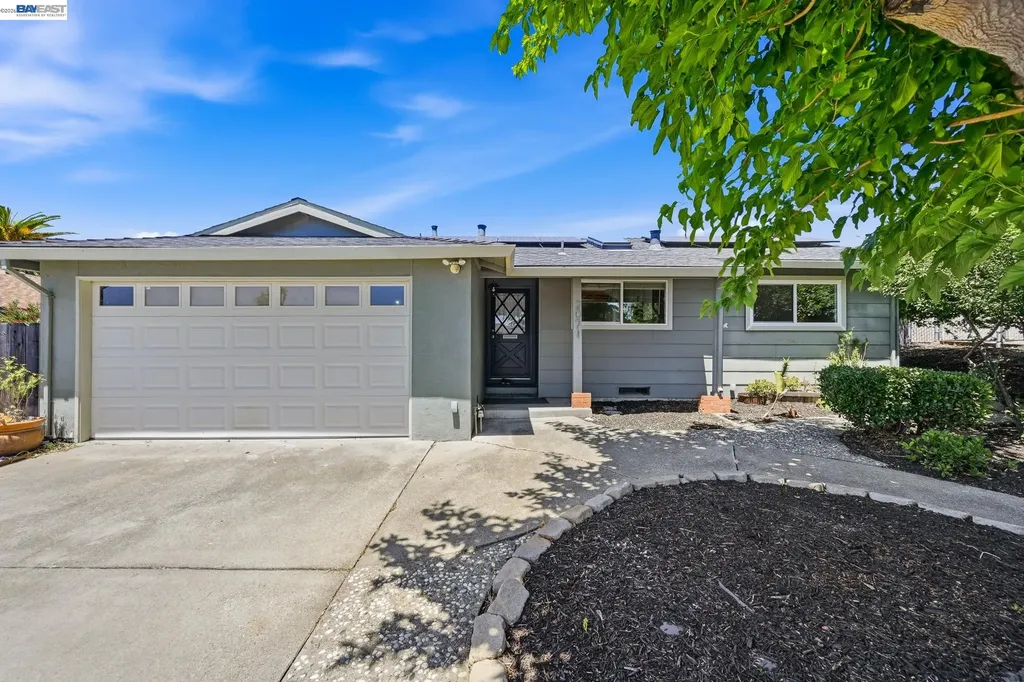 2071 Cypress Avenue San Pablo CA 94806