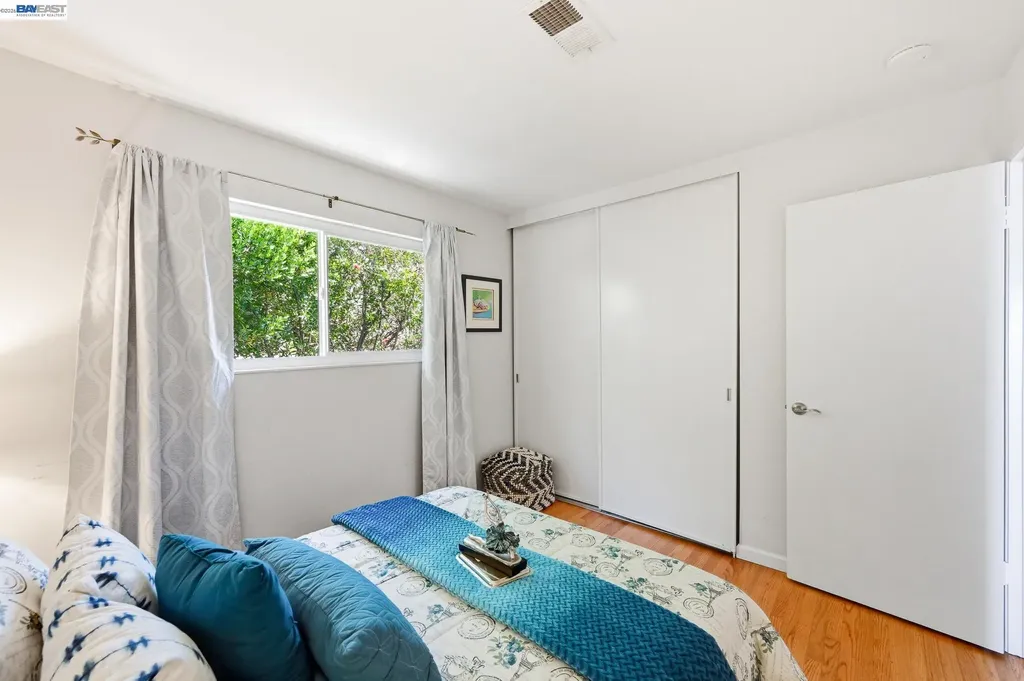 2071 Cypress Avenue San Pablo CA 94806