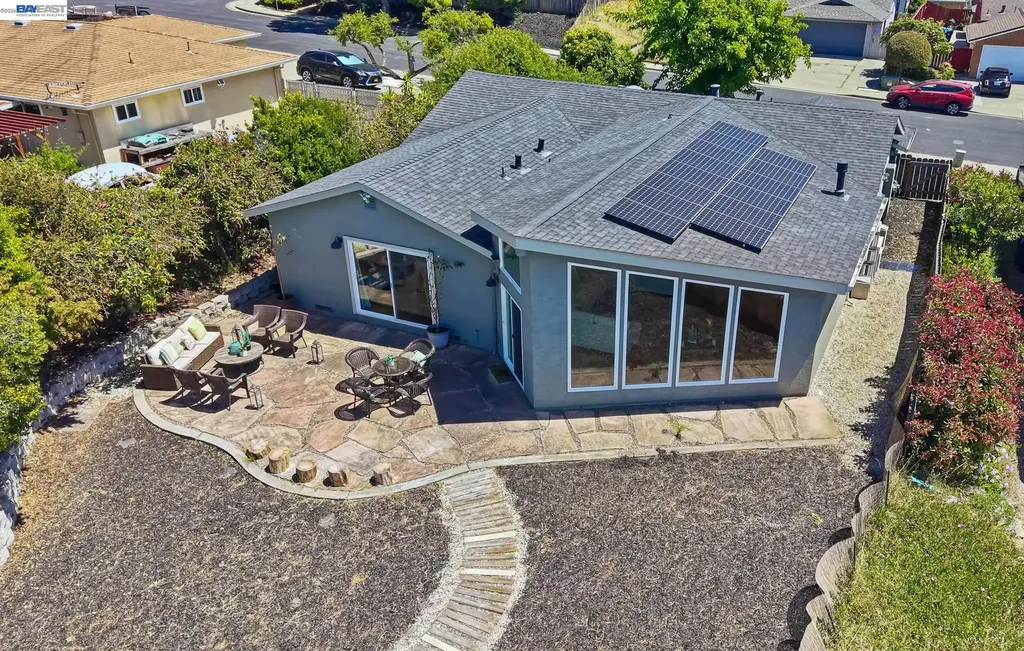 2071 Cypress Avenue San Pablo CA 94806