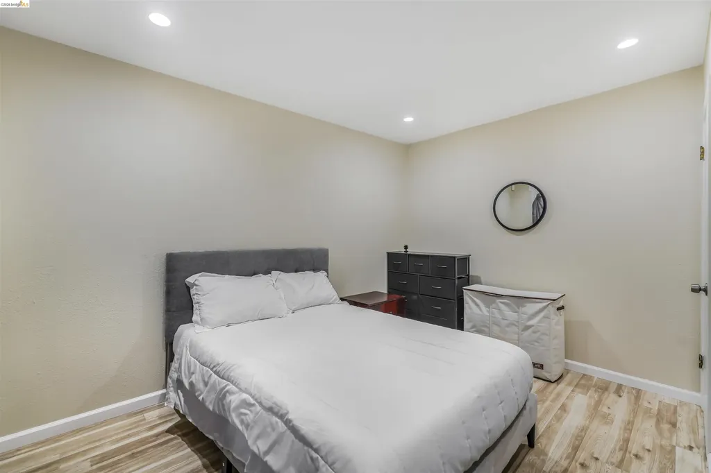 6007 San Pablo Avenue Oakland CA 94608