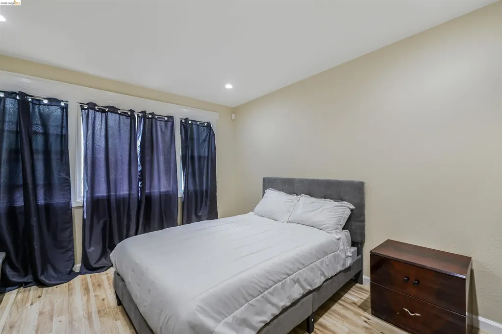 6007 San Pablo Avenue Oakland CA 94608
