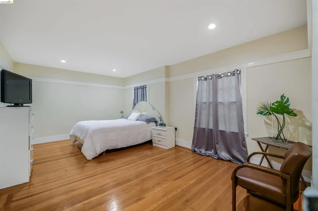 6007 San Pablo Avenue Oakland CA 94608