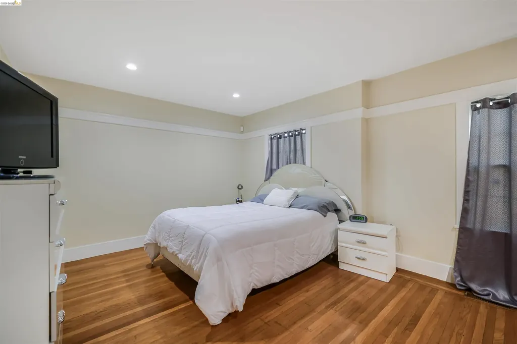 6007 San Pablo Avenue Oakland CA 94608